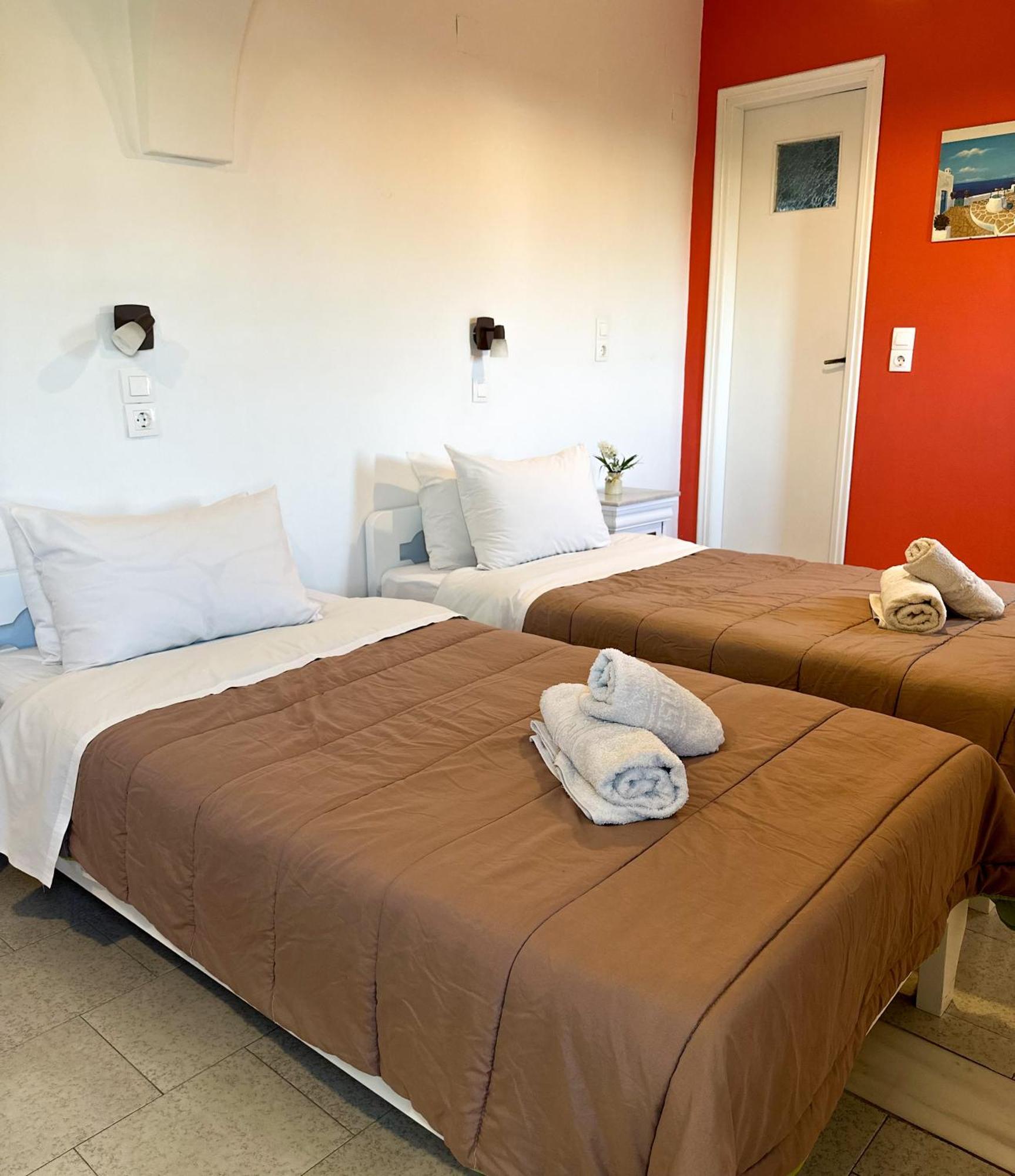 Pansion Zaharoula Hotel Fíra Kültér fotó