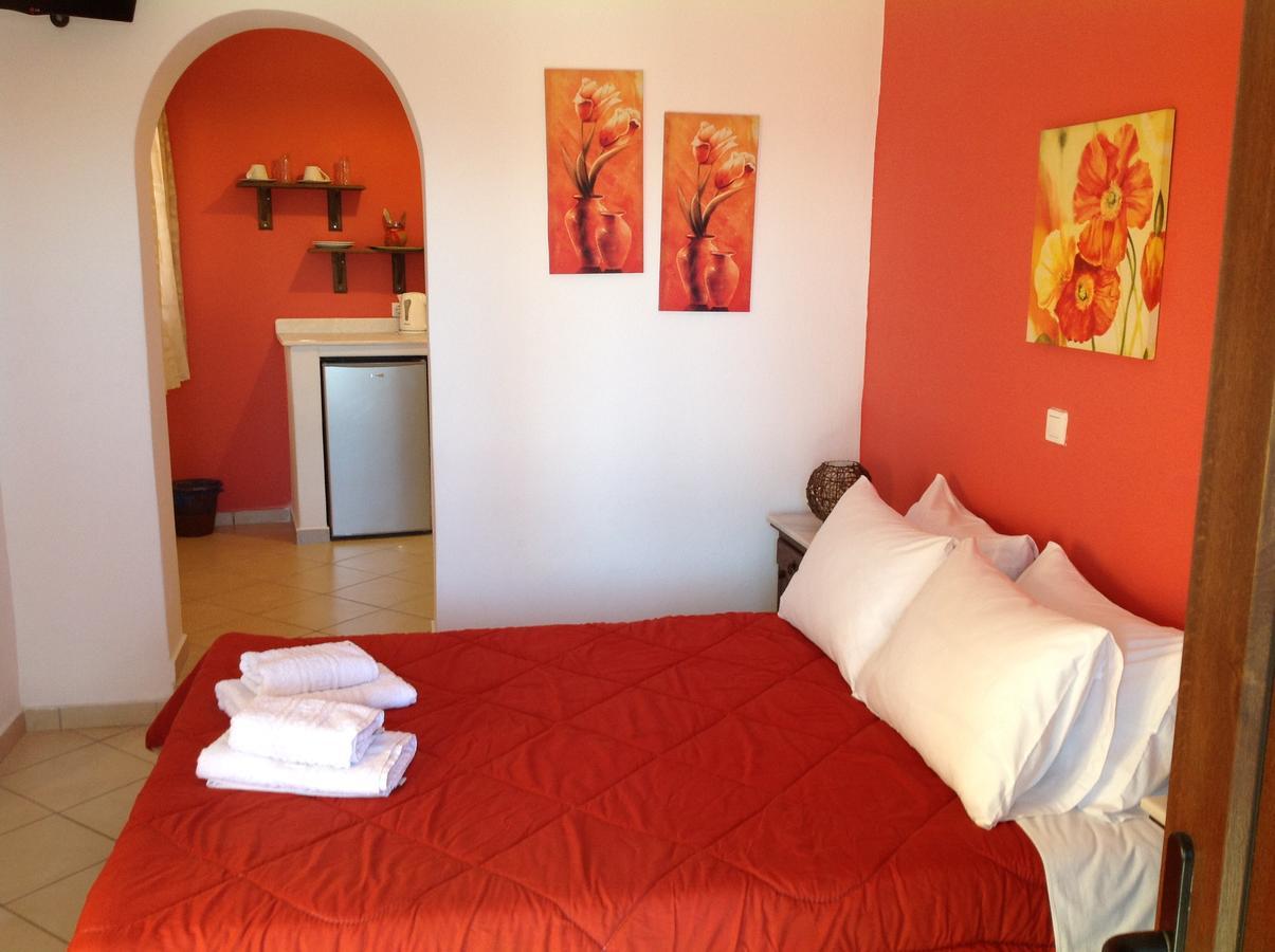 Pansion Zaharoula Hotel Fíra Kültér fotó